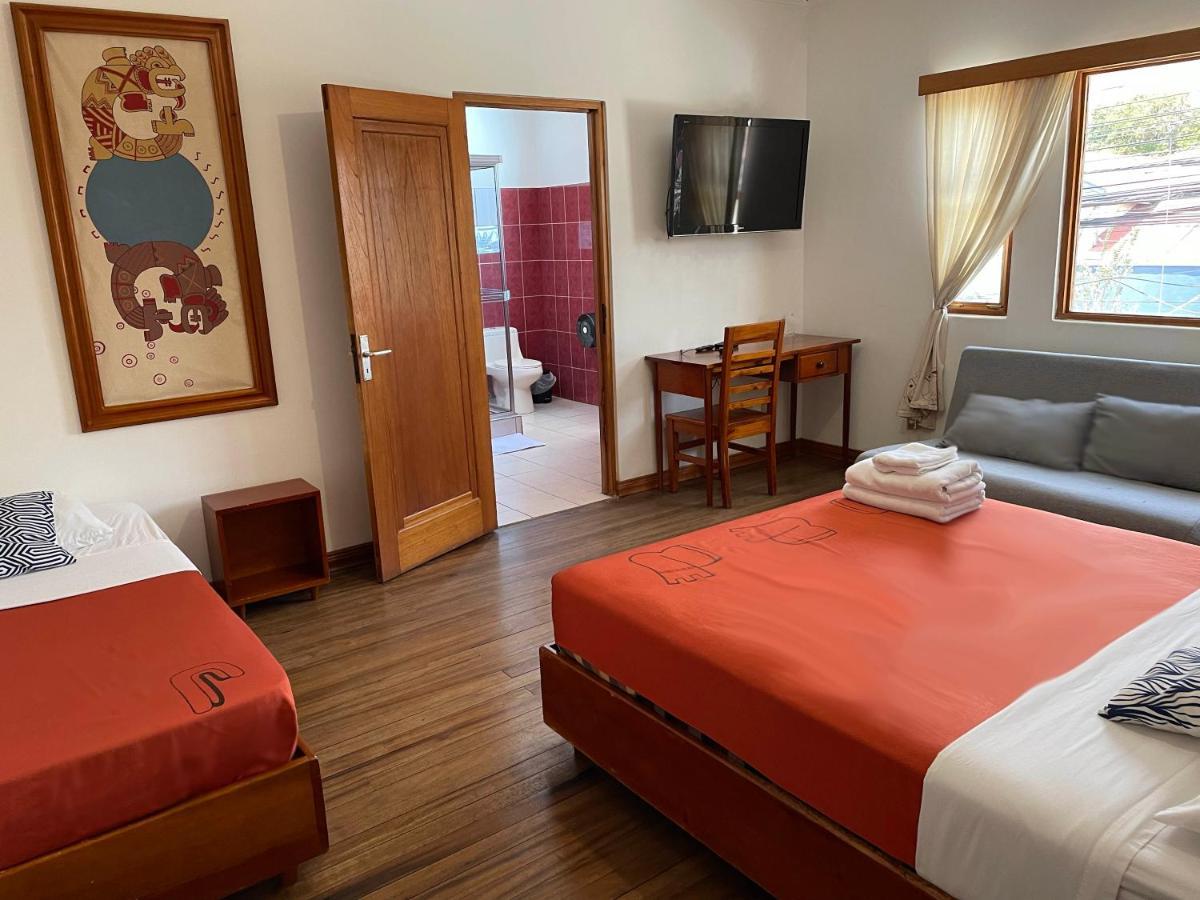 Luz De Luna Hotel Barrio Escalante Сан-Хосе Экстерьер фото