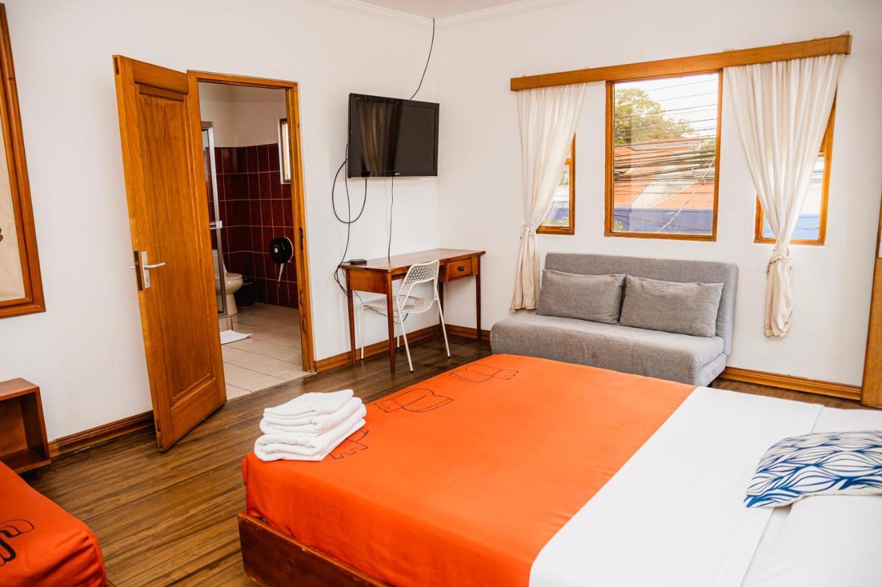 Luz De Luna Hotel Barrio Escalante Сан-Хосе Экстерьер фото